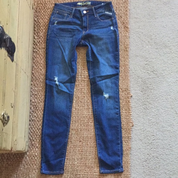 NWT OLD NAVY BOHO ROCKSTAR MID RISE DISTRESSED RIPPED SKINNY JEAN 4 REG - Picture 1 of 8